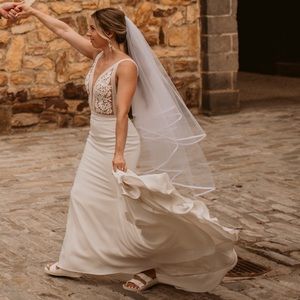 Two Tiered Satin Ribbon Veil